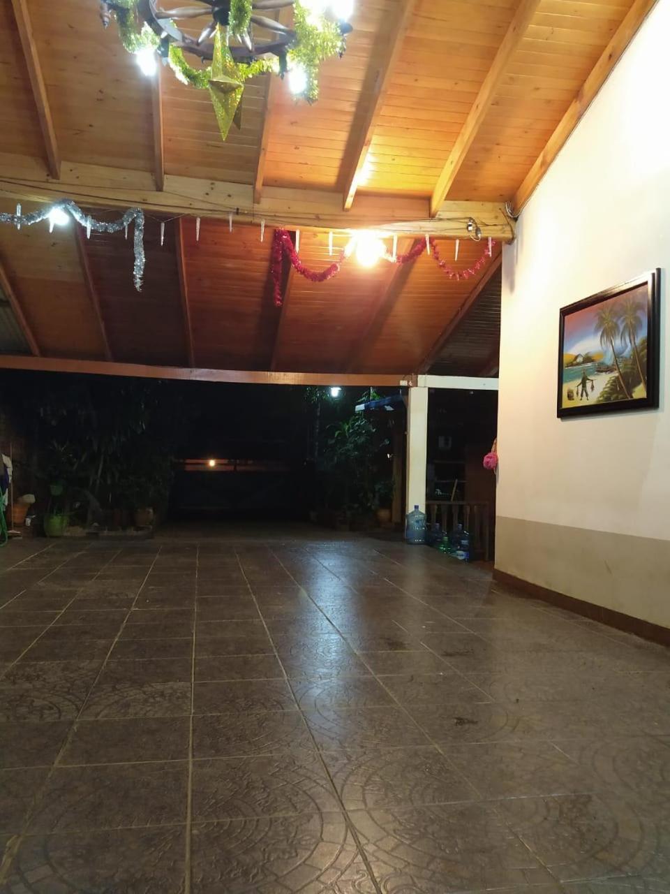 Alojamiento En Cataratas Daniel Oviedo Puerto Iguazu Ngoại thất bức ảnh